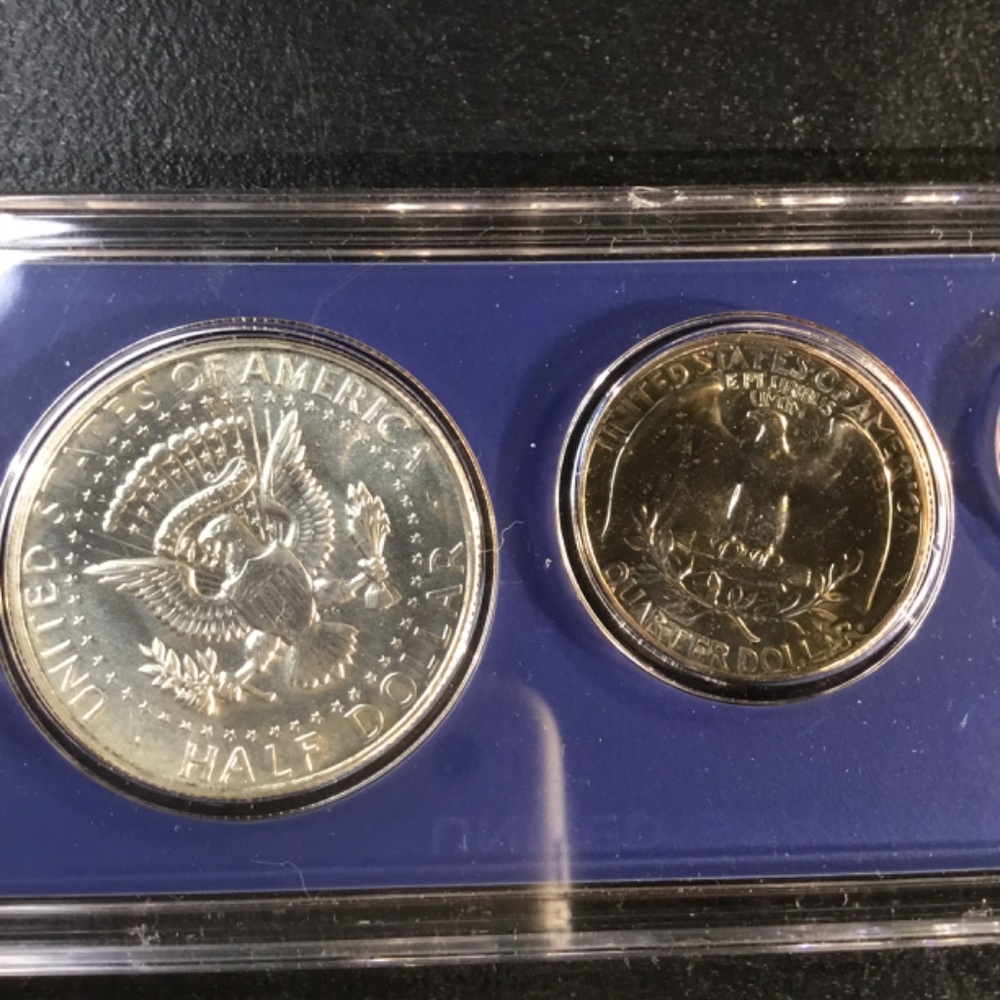 1966 special mint set coins ==super nice=== - Picture 4 of 6
